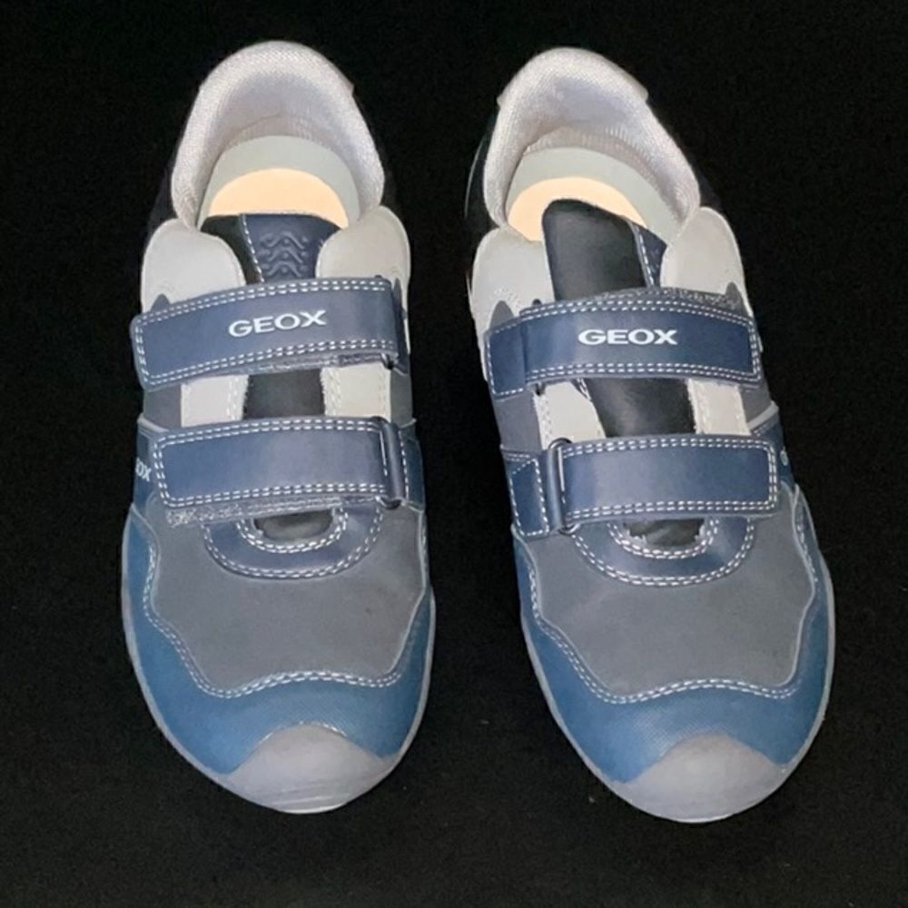 BOY’S GEOX NAVY AND GREY SNEAKER